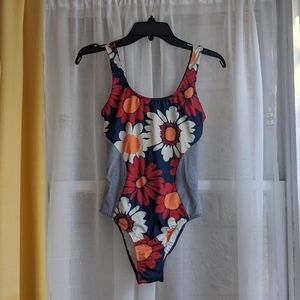 Seea One-piece Swimsuit